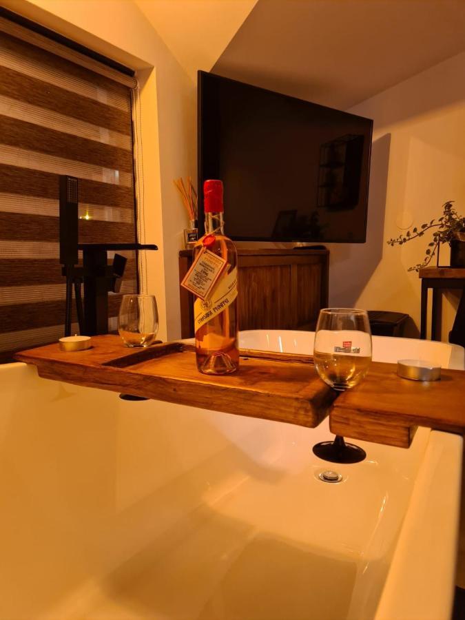 Colfly Studios Braşov Esterno foto