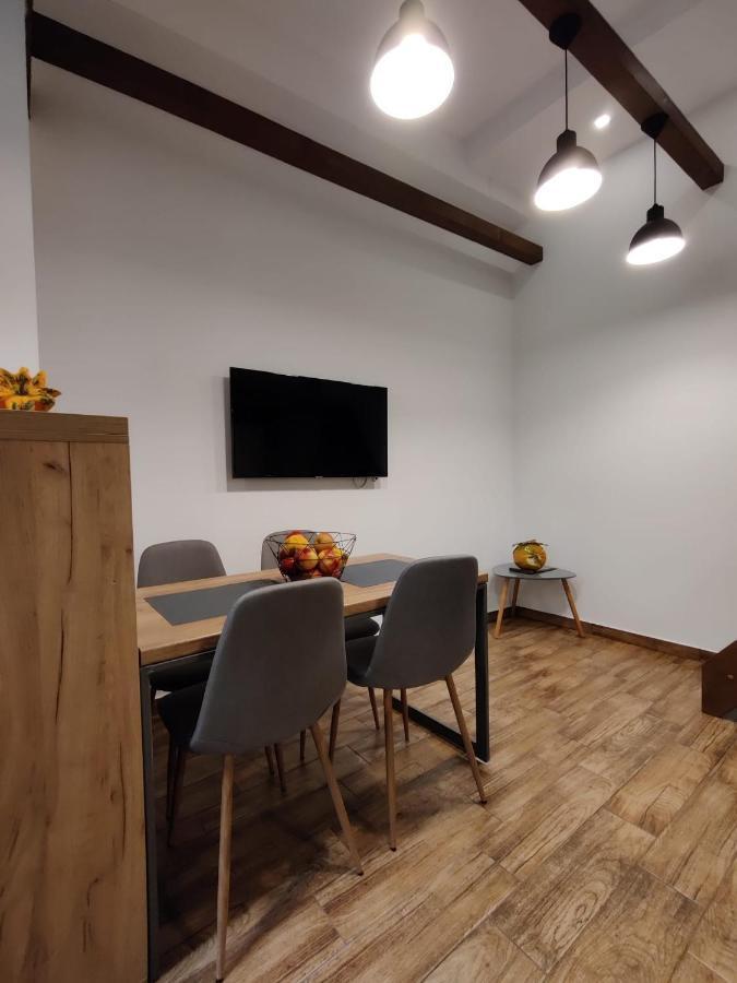 Colfly Studios Braşov Esterno foto